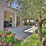 ヴィラ Grand Pinea Čilipi